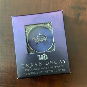 UD Urban Decay eyeshadow in DIVE BAR